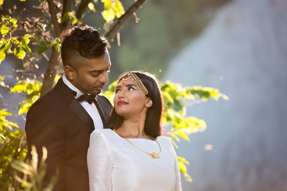 Narmi & Rajeev: Anniversary Shoot at Scarborough Bluffs Tamil Wedding Photographer