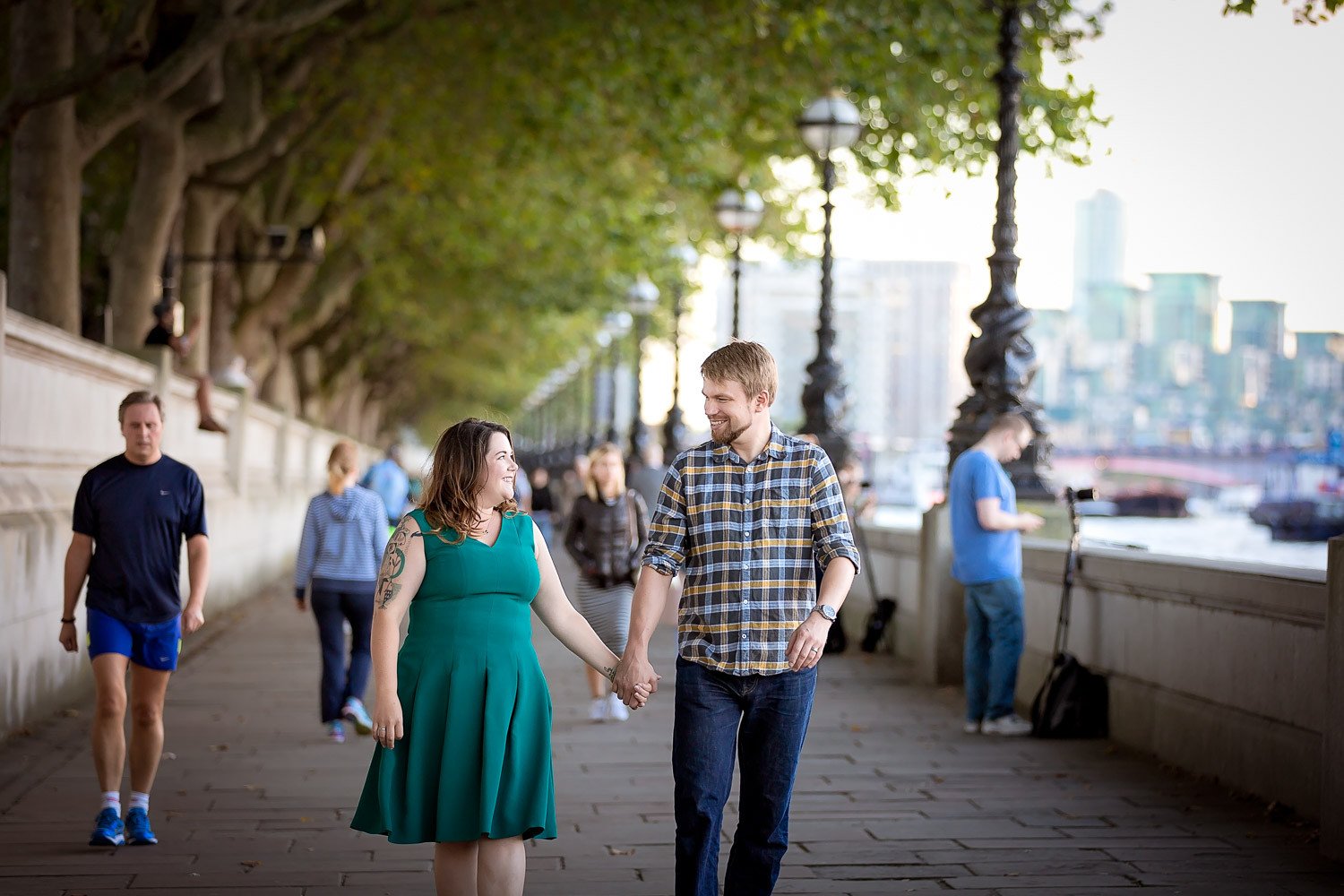 janice-peter-westminster-the-river-thames-london-engagement-8